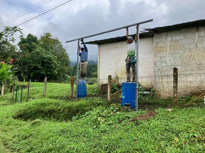New roof to store firewood - Improving our Community Center - Las Tumbas
